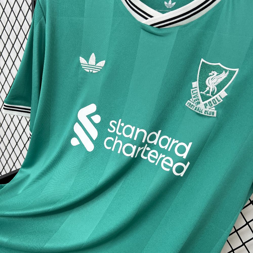Camiseta Liverpool Third 2025/26